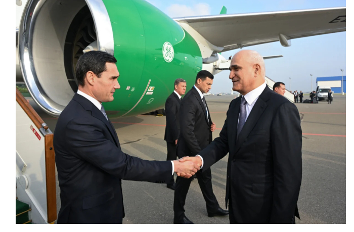 prezident-turkmenistana-pribyl-s-vizitom-v-azerbaydzhan