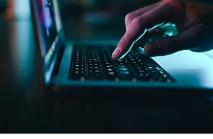 v-ssha-proizoshla-utechka-personalnykh-dannykh-millionov-uchashchikhsya