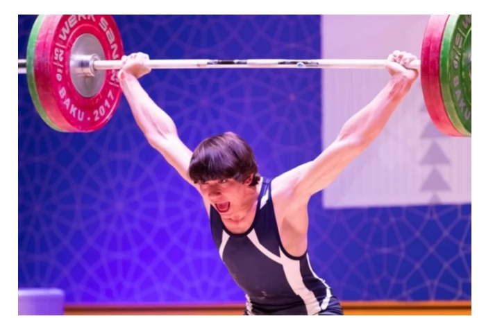 tyazheloatlet-gasym-ismailov-zavoeval-tri-medali