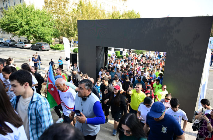 v-baku-proshlo-massovoe-shestvie-posvyashchennoe-populyarizatsii-aktivnogo-obraza-zhizni
