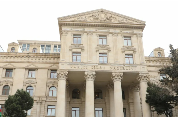 mid-azerbaydzhana-pozdravil-gvineyu-s-natsionalnym-dnem
