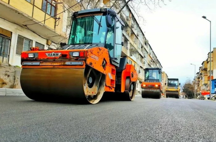 v-sabunchinskom-rayone-baku-remontiruyut-dorogi