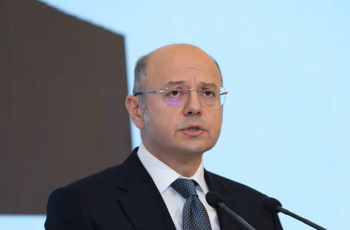 azerbaydzhan-natselen-na-okonchatelnoe-investreshenie-po-zelenomu-energokoridoru-k-2029-godu