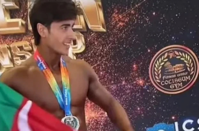 sportsmen-po-naturalnomu-bodibildingu-i-fitnesu-zavoeval-serebryanuyu-medal