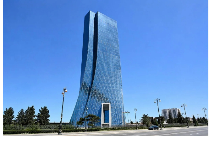 tsentralnyy-bank-azerbaydzhana-sokhranil-uchetnuyu-stavku-na-urovne-65