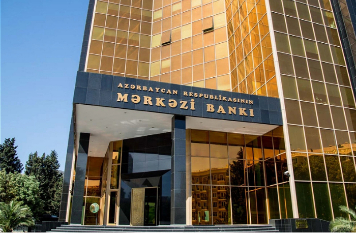 nominalnyy-i-realnyy-effektivnye-kursy-azerbaydzhanskogo-manata-vyrosli