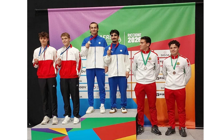 gimnasty-zavoevali-pyat-zolotykh-i-odnu-serebryanuyu-medal-v-italii