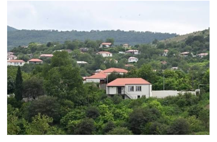 v-gorod-agdam-i-selo-guzeykhyrman-khodzhavendskogo-rayona-otpravlyaetsya-ocherednaya-gruppa-pereselentsev
