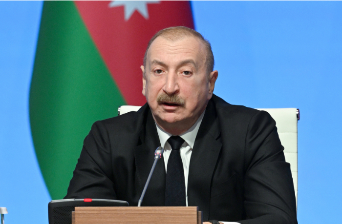 ilkham-aliev-navodit-mosty-v-razobshchennom-mire