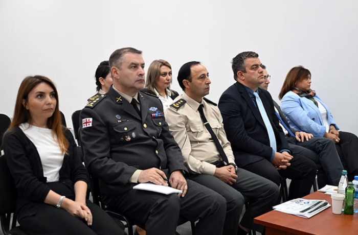 oboronnye-vedomstva-azerbaydzhana-i-gruzii-obsudili-sotrudnichestvo-v-sfere-kommunikatsii