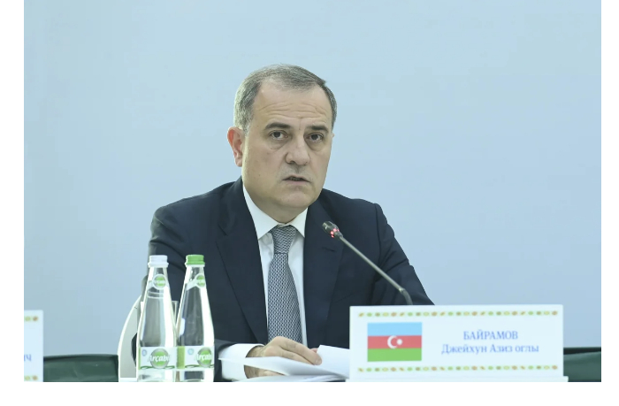 dzheykhun-bayramov-azerbaydzhan-priverzhen-dobrososedstvu-so-vsemi-stranami-sng
