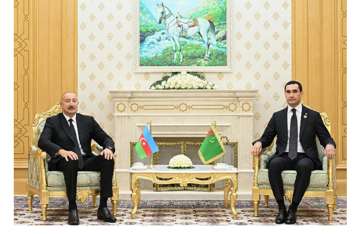 v-gorode-turkmenbashi-sostoyalas-vstrecha-prezidenta-ilkhama-alieva-i-prezidenta-serdara-berdymukhamedova-foto