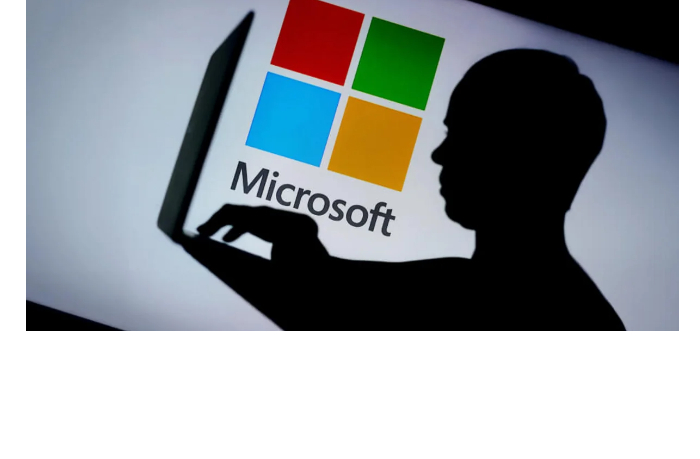 belyy-dom-vremenno-otstranil-microsoft-ot-programm-trudovoy-migratsii