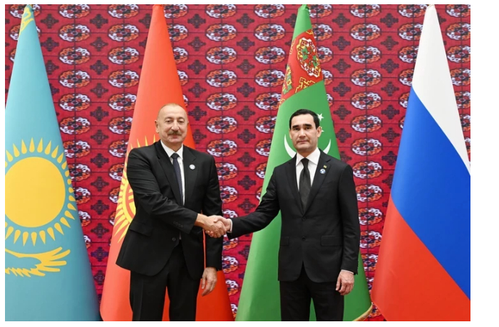 na-stranitsakh-prezidenta-v-sotssetyakh-opublikovano-video-o-rabochem-vizite-v-turkmenistan