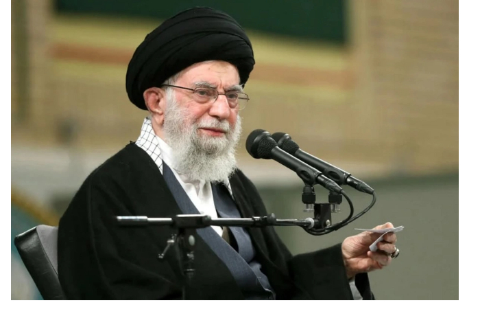 khamenei-pomiloval-bolee-2-000-zaklyuchyonnykh