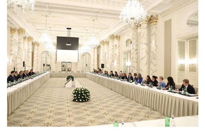 baku-i-vashington-obsudili-reformy-v-zdravookhranenii-i-farmsotrudnichestvo