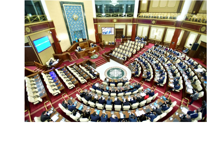 s-1-iyulya-parlament-kazakhstana-slozhit-polnomochiya-v-sluchae-prinyatiya-novoy-konstitutsii