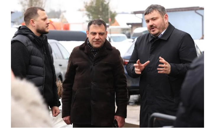 posol-ukrainy-poblagodaril-azerbaydzhan-za-podderzhku-i-postavku-generatorov