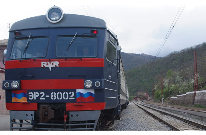 armyanskiy-politolog-rzhd-dolzhny-pokinut-armeniyu