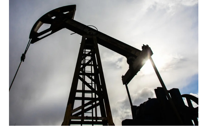 tseny-na-neft-stabilny-na-fone-napryazhennosti-mezhdu-ssha-i-iranom
