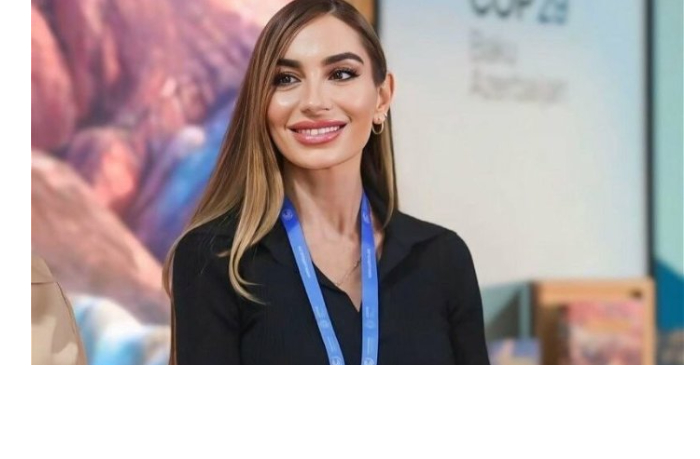 arzu-alieva-podelilas-kadrami-s-khudozhestvenno-tvorcheskogo-vechera-qaranliqdan-sonra-video