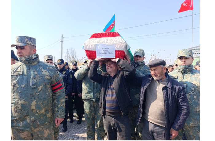 shekhid-rasul-agaev-predan-zemle-v-sabirabade-foto