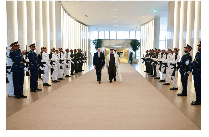 prezident-ilkham-aliev-pribyl-s-rabochim-vizitom-v-oae-foto