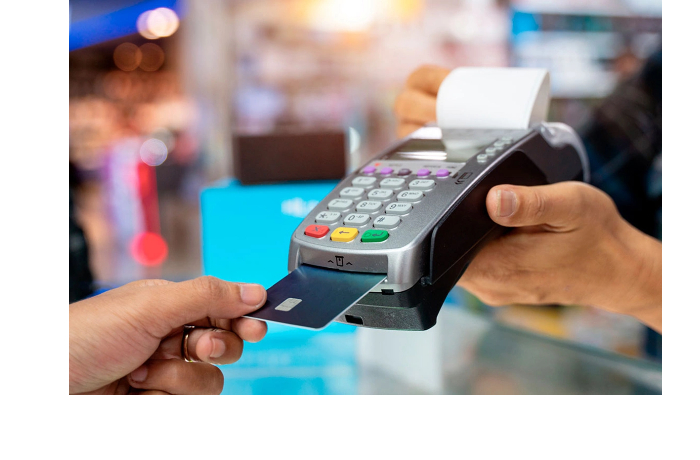 raznitsa-tsen-pri-oplate-nalichnymi-i-kartoy-v-azerbaydzhane-chto-govorit-zakon