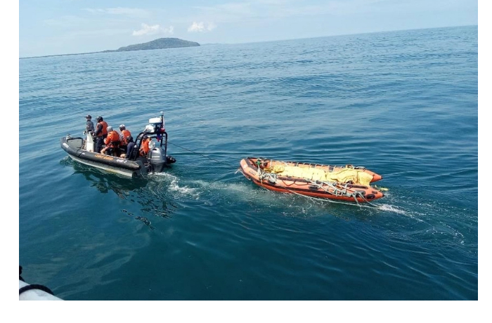 chislo-pogibshikh-iz-za-krusheniya-paroma-na-filippinakh-vozroslo-do-43