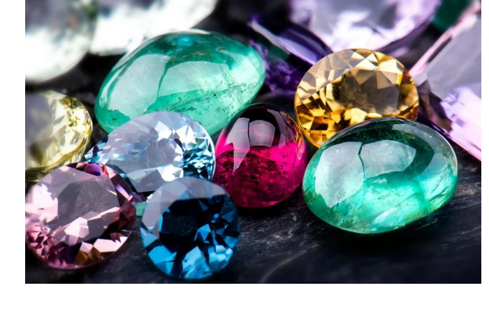 v-azerbaydzhane-vvodyatsya-shtrafy-za-vvoz-i-vyvoz-neobrabotannykh-almazov-bez-zaklyucheniya