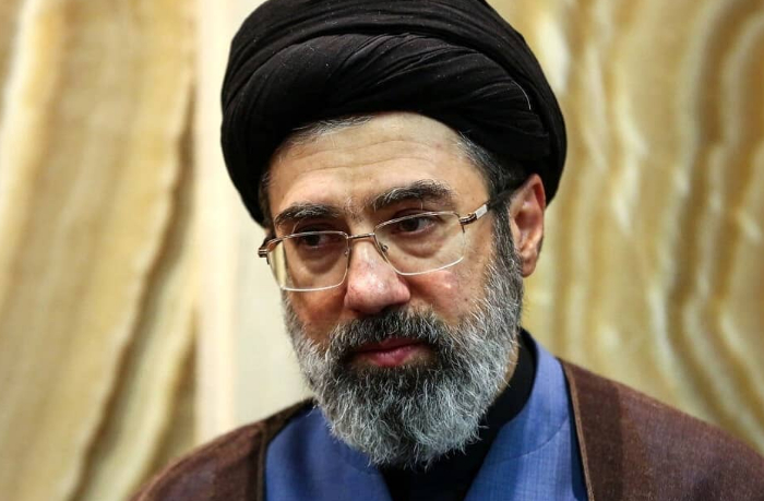 zamenit-li-syn-ottsa