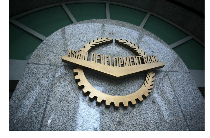 abr-priglashaet-azerbaydzhanskikh-studentov-na-stazhirovku