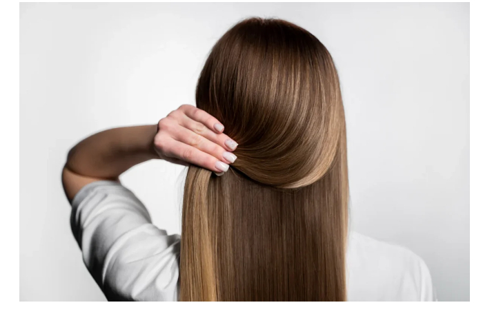 vrach-predosteregla-ot-mytya-golovy-goryachey-vodoy