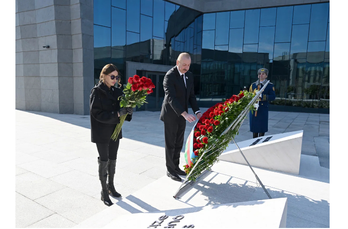 ilkham-aliev-prinyal-uchastie-v-otkrytii-memoriala-zhertvam-khodzhalinskogo-genotsida-obnovleno