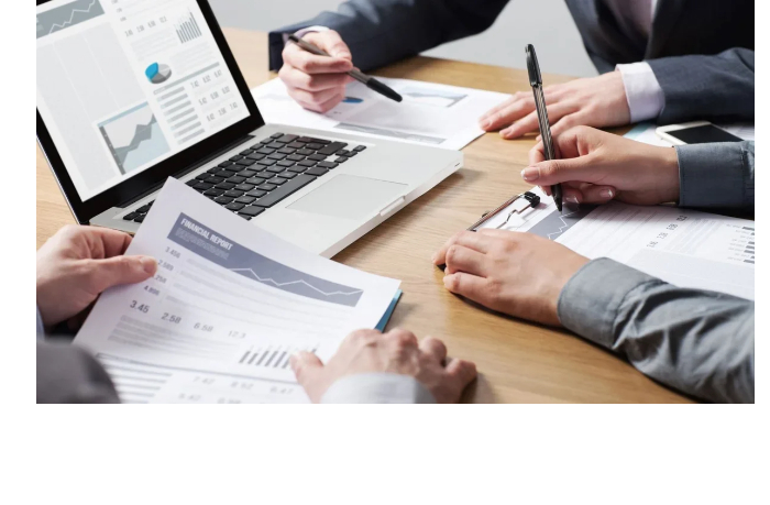 v-azerbaydzhane-mogut-zapretit-rastorzhenie-trudovykh-dogovorov-s-litsami-starshe-60-let