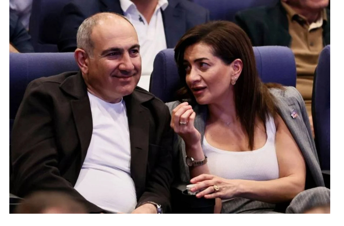 pashinyan-prokommentiroval-razryv-otnosheniy-s-annoy-akopyan