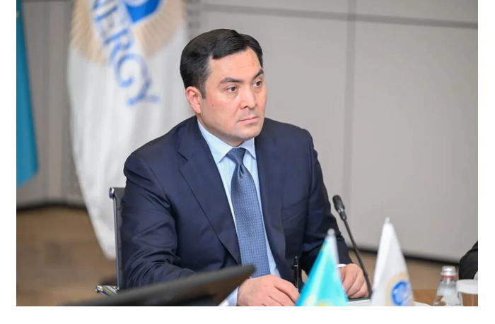 yerlan-akkenzhenov-azerbaydzhan-gotov-uvelichit-tranzit-kazakhstanskoy-nefti-do-22-mln-tonn-v-god