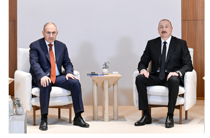 v-abu-dabi-prokhodit-vstrecha-prezidenta-ilkhama-alieva-s-nikolom-pashinyanom