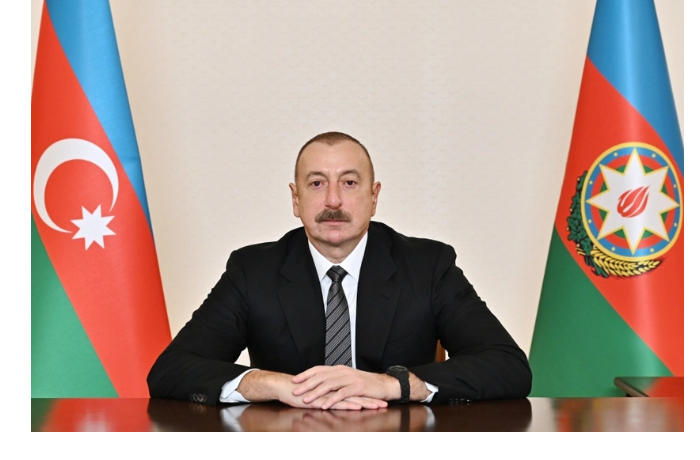 na-stranitsakh-ilkhama-alieva-v-sotssetyakh-opublikovano-video-s-vizita-v-oae