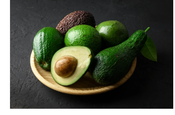 azerbaydzhan-vozobnovil-import-avokado-iz-ispanii