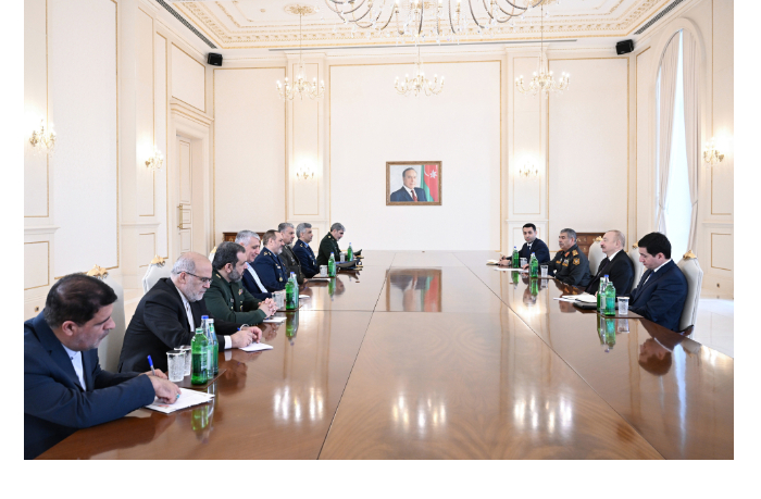 prezident-ilkham-aliev-prinyal-delegatsiyu-vo-glave-s-ministrom-oborony-i-podderzhki-vooruzhennykh-sil-irana-fotovideo