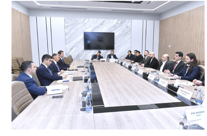 rashad-nabiev-obsudil-mekhanizmy-podderzhki-s-predstavitelyami-startapov