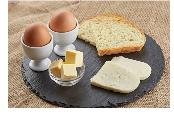 sekret-zdorovogo-serdtsa-pochemu-polnyy-otkaz-ot-yaits-i-slivochnogo-masla-yavlyaetsya-oshibkoy