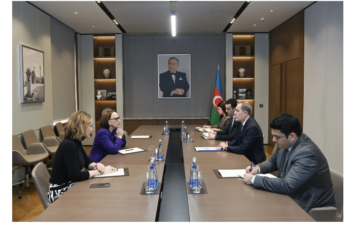 bayramov-i-grinspen-obsudili-posledstviya-eskalatsii-na-blizhnem-vostoke-dlya-mirovoy-ekonomiki