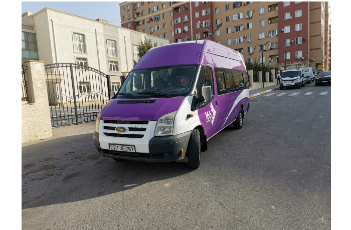 ocherednaya-gruppa-byvshikh-vynuzhdennykh-pereselentsev-vyekhala-v-sela-agdere-khodzhavenda-i-dzhebraila