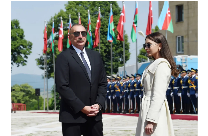 milli-medzhlis-pozdravil-ilkhama-alieva-i-mekhriban-alievu-s-novruzom-i-ramazanom