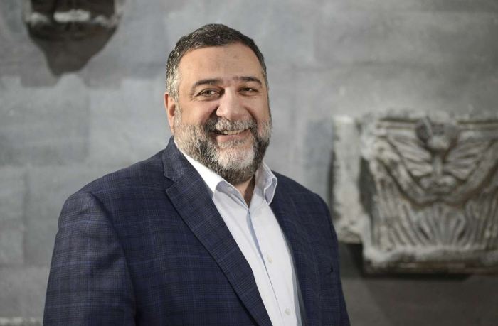 semeyka-vardanyanov-kleveshchet-na-azerbaydzhan