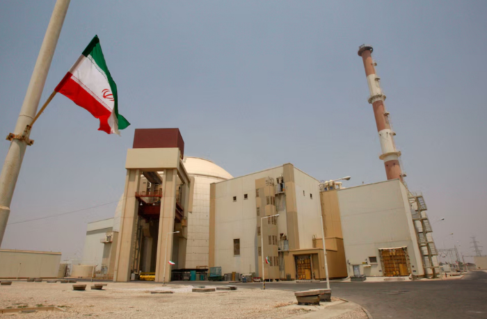 v-kompleks-iranskogo-yadernogo-obekta-v-bushere-popal-snaryad