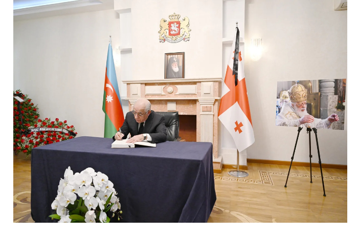 ali-asadov-posetil-posolstvo-gruzii-v-azerbaydzhane-foto