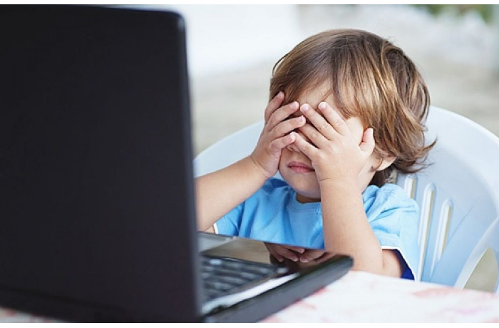 kak-zashchitit-rebenka-ot-ugroz-v-internete